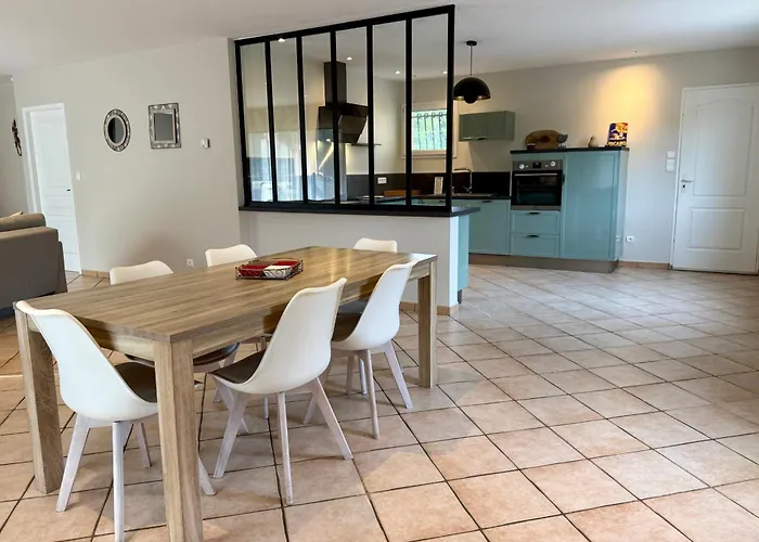 Aux Etoiles Villa