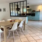 Aux Etoiles Villa