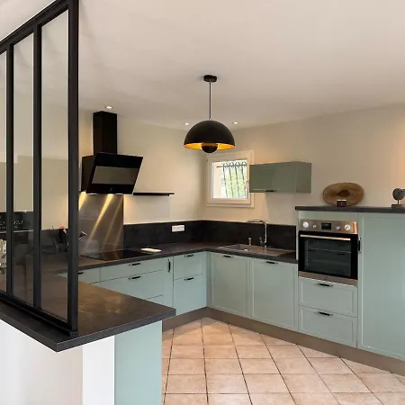 Aux Etoiles 빌라 *